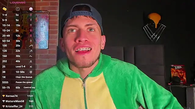 Snapshot of SebastianMaximoff chatting on 02.20.25 SebastianMaximoff online show from 02.20.25