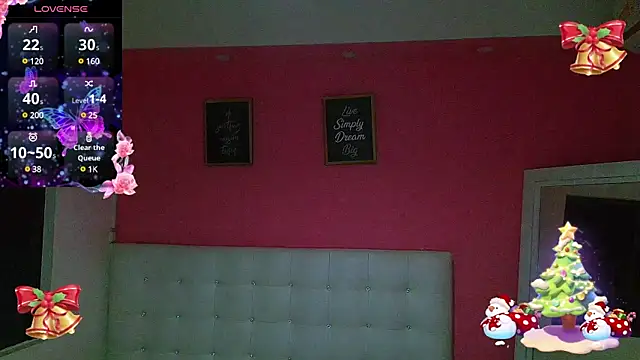 Snapshot of hornyhousekeeper_ chatting on 12.31.24 hornyhousekeeper online show from 12.31.24