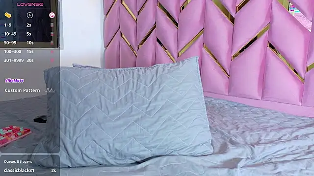 Snapshot of hornyhousekeeper_ chatting on 09.10.25 hornyhousekeeper online show from 09.10.25