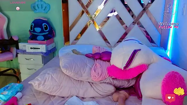 Snapshot of adda_mancini chatting on 02.04.25 adda mancini online show from 02.04.25