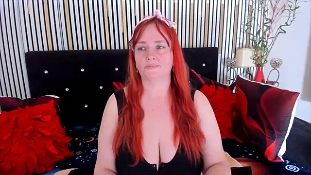 Snapshot of SinFulTitsDD chatting on 04.24.26 SinFulTitsDD online show from 04.24.26