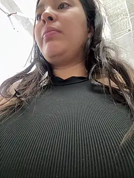 Snapshot of mariatudulceadiccion chatting on 03.17.25 mariatudulceadiccion online show from 03.17.25