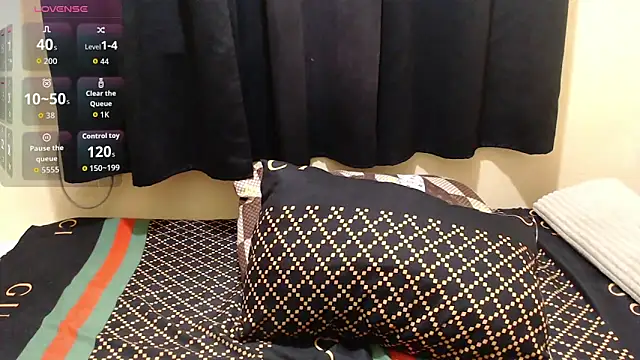 x brittany x online show from 02.15.26