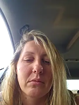 SheIsSomething online show from 02.28.25