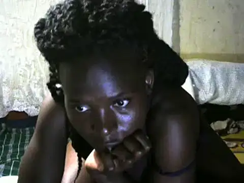 Snapshot of cute-shamza chatting on 03.17.25 cute-shamza online show from 03.17.25