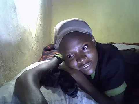 Snapshot of cute-shamza chatting on 11.08.25 cute-shamza online show from 11.08.25