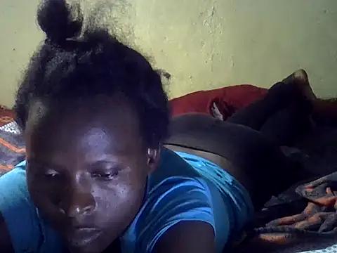 Snapshot of cute-shamza chatting on 11.10.25 cute-shamza online show from 11.10.25