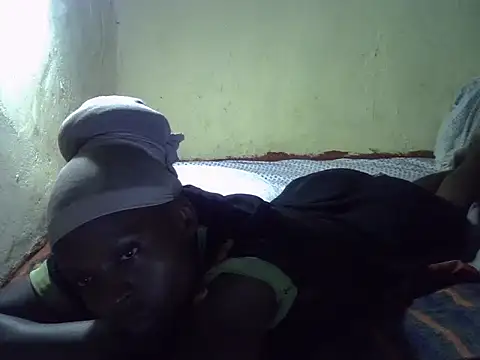 Snapshot of cute-shamza chatting on 11.18.25 cute-shamza online show from 11.18.25