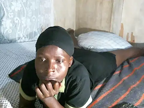 cute-shamza online show from 12.16.25