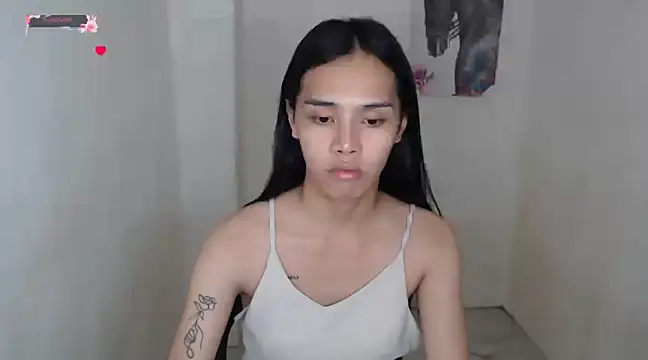 Snapshot of shecutie69 chatting on 03.06.25 shecutie69 online show from 03.06.25