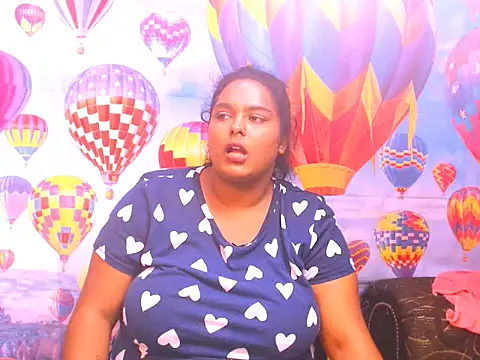 Snapshot of Indianfairy99 chatting on 12.04.24 Indianfairy99 online show from 12.04.24