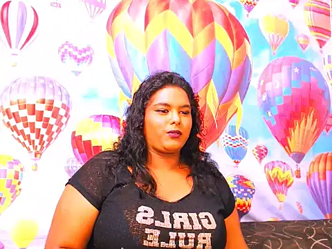 Snapshot of Indianfairy99 chatting on 12.10.24 Indianfairy99 online show from 12.10.24