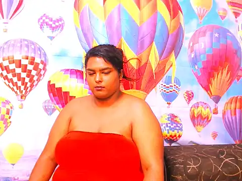 Snapshot of Indianfairy99 chatting on 12.19.24 Indianfairy99 online show from 12.19.24