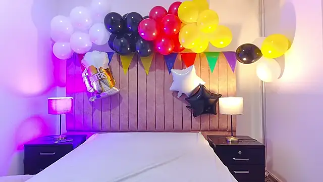 Snapshot of Gretten_wright chatting on 09.23.25 Gretten wright online show from 09.23.25