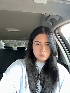 Snapshot of clairewntr chatting on 12.17.24 clairewntr online show from 12.17.24