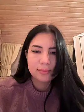 Snapshot of clairewntr chatting on 01.01.25 clairewntr online show from 01.01.25