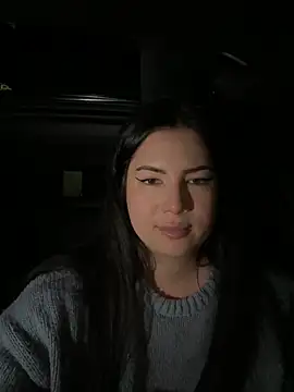 Snapshot of clairewntr chatting on 01.05.25 clairewntr online show from 01.05.25