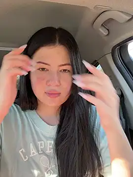 Snapshot of clairewntr chatting on 03.05.25 clairewntr online show from 03.05.25