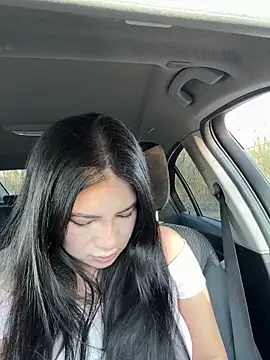 Snapshot of clairewntr chatting on 03.06.25 clairewntr online show from 03.06.25