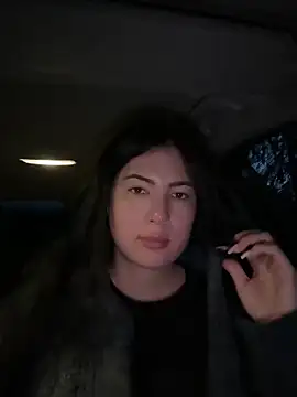 Snapshot of clairewntr chatting on 03.11.25 clairewntr online show from 03.11.25