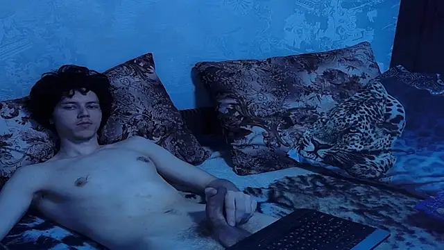 Snapshot of littledaddyflex chatting on 10.16.25 littledaddyflex online show from 10.16.25