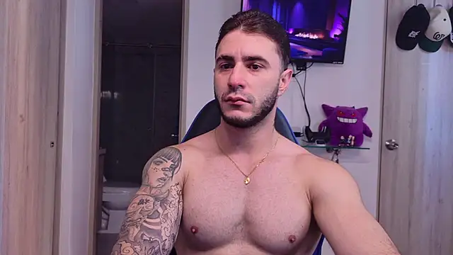 Snapshot of Latino_stud4u chatting on 06.28.26 Latino stud4u online show from 06.28.26