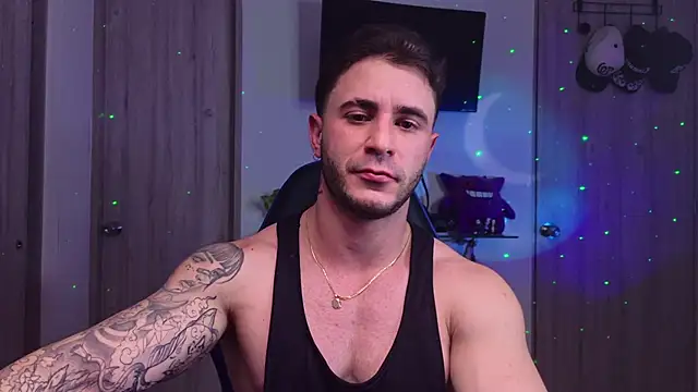 Snapshot of Latino_stud4u chatting on 07.01.26 Latino stud4u online show from 07.01.26