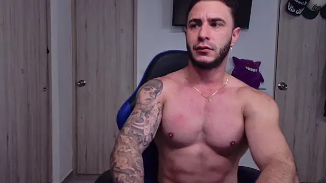 Snapshot of Latino_stud4u chatting on 07.10.26 Latino stud4u online show from 07.10.26