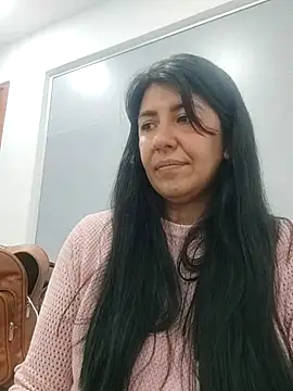 aisha latina online show from 03.11.25