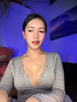 Jasmine Elcock online show from 11.26.25