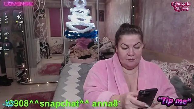 femme fatale1 online show from 12.30.24