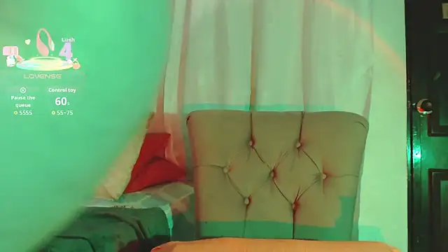 Snapshot of karlablue_ chatting on 09.18.25 karlablue online show from 09.18.25