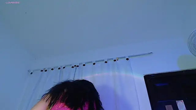 Snapshot of karlablue_ chatting on 09.23.25 karlablue online show from 09.23.25