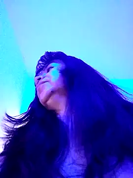 Snapshot of karlablue_ chatting on 10.26.25 karlablue online show from 10.26.25