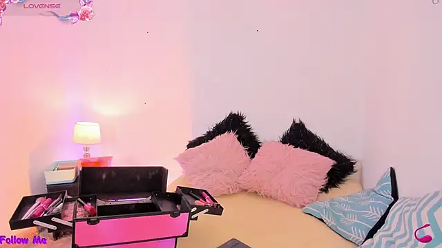 SophieRossi online show from 11.11.25