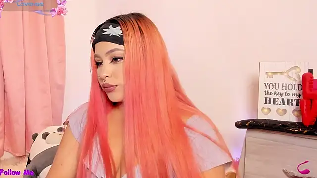 SophieRossi online show from 02.13.26