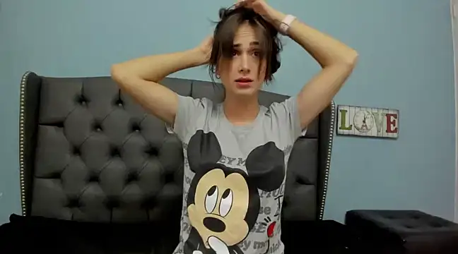 AndreaStivens online show from 01.28.25