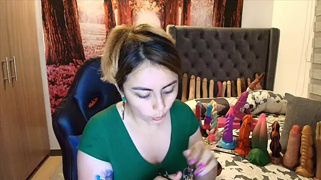 sofia23dirty online show from 12.01.25