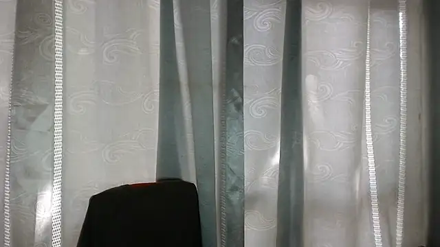 Snapshot of Armando_2002 chatting on 10.30.25 Armando 2002 online show from 10.30.25