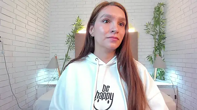 miataylorr1 online show from 02.13.25