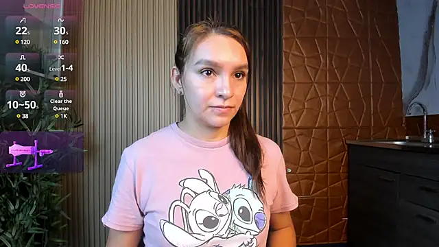 miataylorr1 online show from 03.12.25