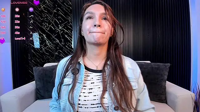 miataylorr1 online show from 03.14.25