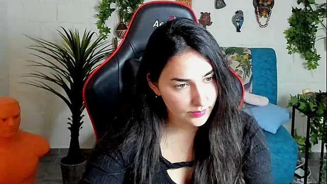 CeceliaJohnson online show from 01.25.25