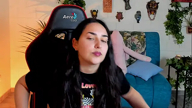 CeceliaJohnson online show from 01.31.25