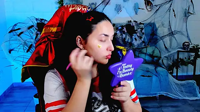 CeceliaJohnson online show from 10.31.25