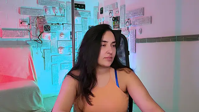 CeceliaJohnson online show from 11.28.25