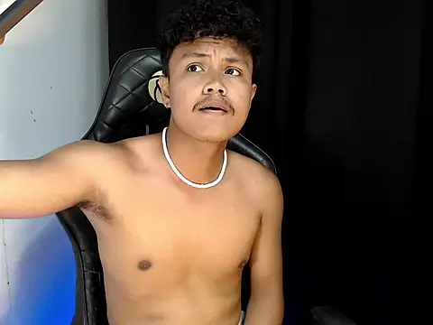 Snapshot of Brylon_ken chatting on 09.15.25 Brylon ken online show from 09.15.25