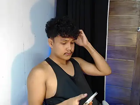 Snapshot of Brylon_ken chatting on 10.15.25 Brylon ken online show from 10.15.25