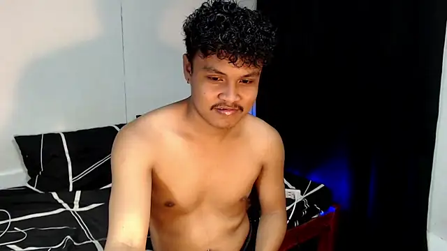 Snapshot of Brylon_ken chatting on 10.28.25 Brylon ken online show from 10.28.25