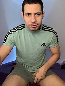 Snapshot of steven_clain chatting on 12.17.24 steven clain online show from 12.17.24